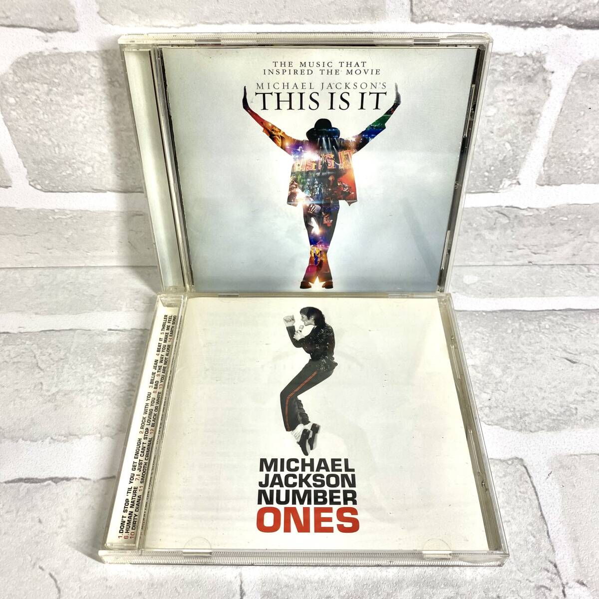 【TH0316②】マイケルジャクソン CD 2点 まとめ THIS IS IT NUMBER ONES アンティーク レトロ コレクション 