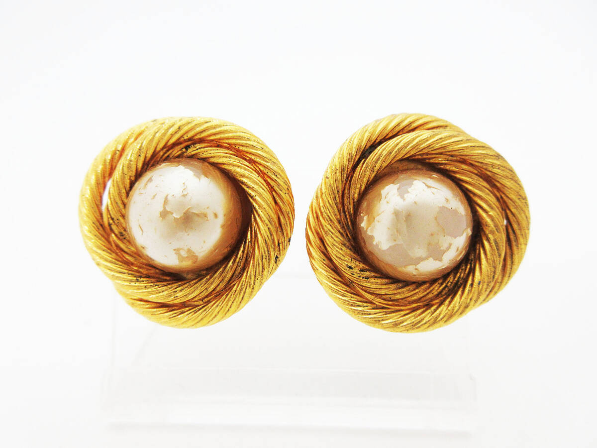 kkm10646 シャネル イヤリング 28 バロックパール ロゼットフレーム クリップタイプ CHANEL ヴィンテージ