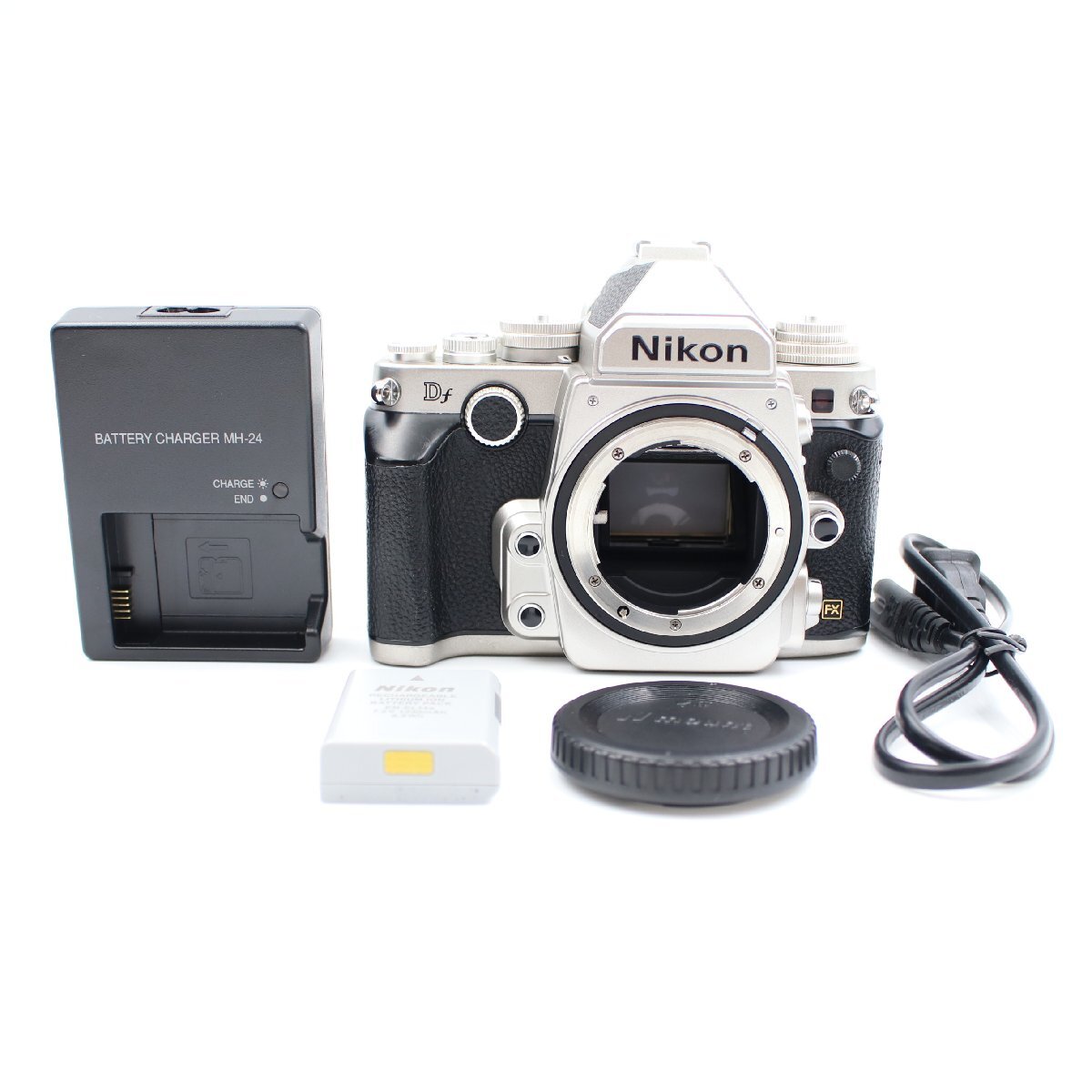 シャッター数29240枚 Nikon Df シルバー デジタル一眼レフカメラ ニコン