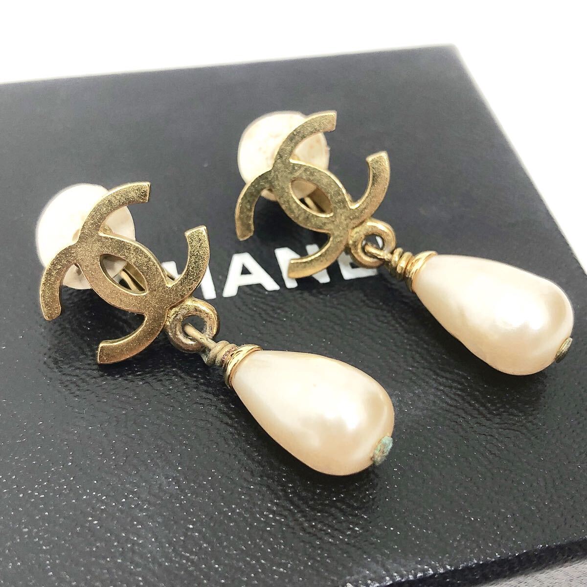 2220221 CHANEL シャネル ココマーク イヤリング アクセサリー 95P フェイクパール ゴールド 全長約36mm ココマークサイズ:16×12mm 約7.8g