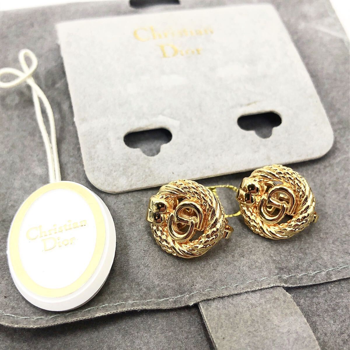 1110221 美品　Christian Dior クリスチャンディオール CDロゴ ゴールドカラー イヤリング　サイズ:縦16mm 横15mm 重量6.8g 