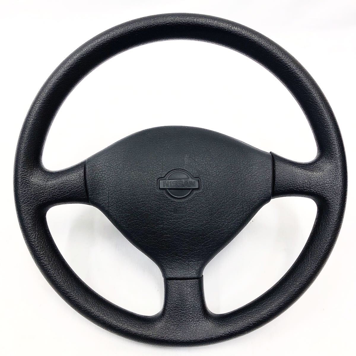 2220221 日産 ニッサン　純正　3本スポーク　ステアリングホイール ハンドル　ブラック　直径約37cm