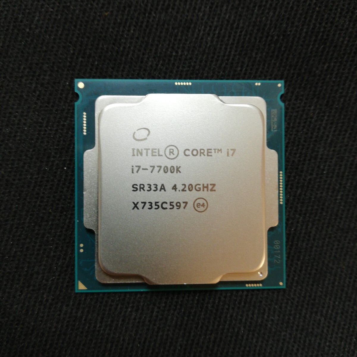 インテルCore i7 7700k付属品なし