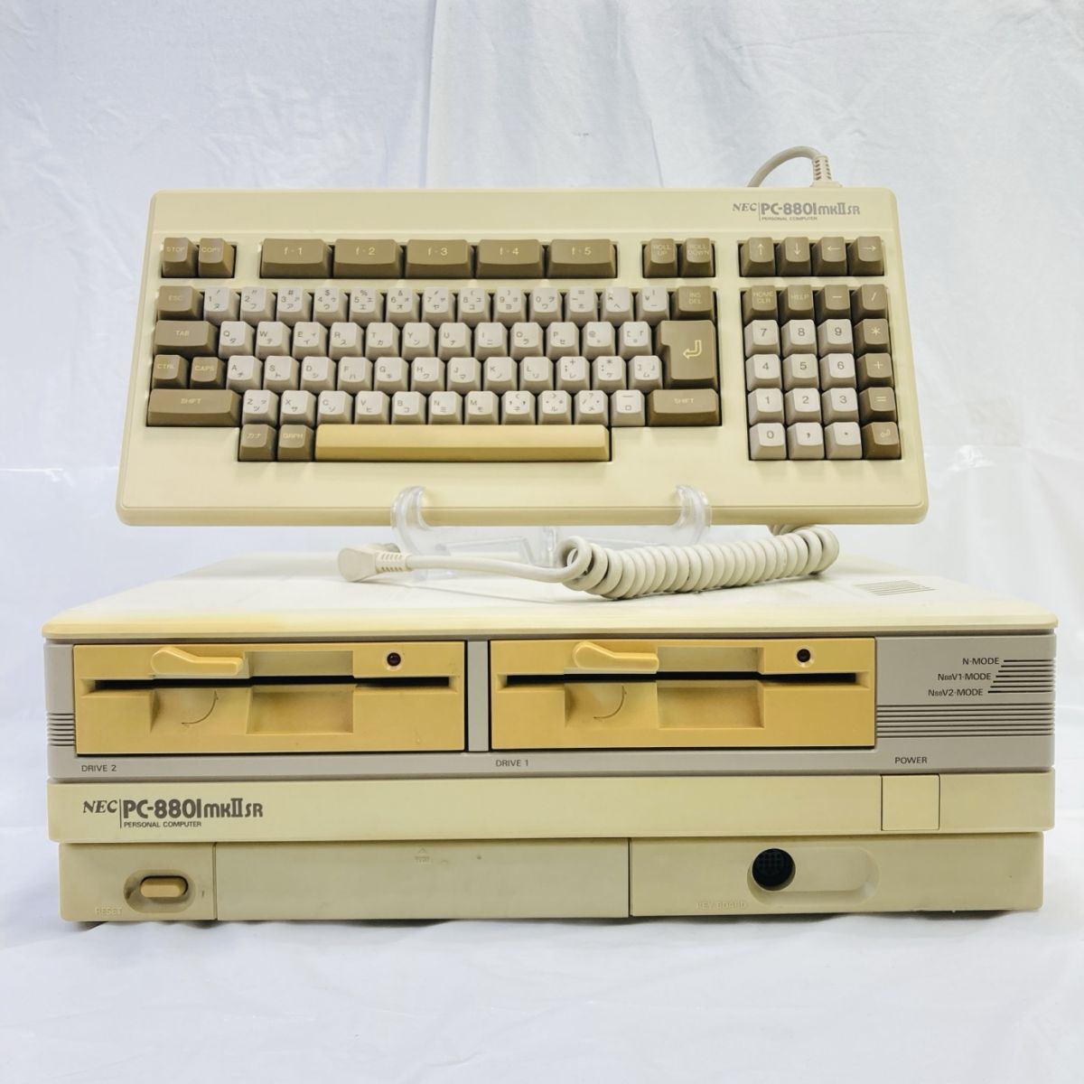 NEC PC-8801mkIISR model 30 本体 キーボード 通電ジャンク HY-260312053