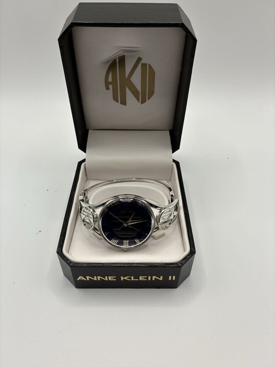 ANNE KLEIN レディース ブレスレット バングル 腕時計　動作未確認　箱付き