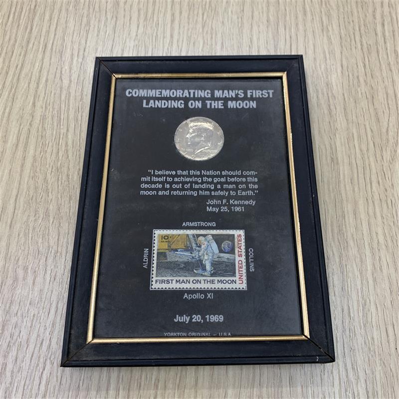 #10571　アポロ11号　月面着陸記念盾　記念切手　記念コイン