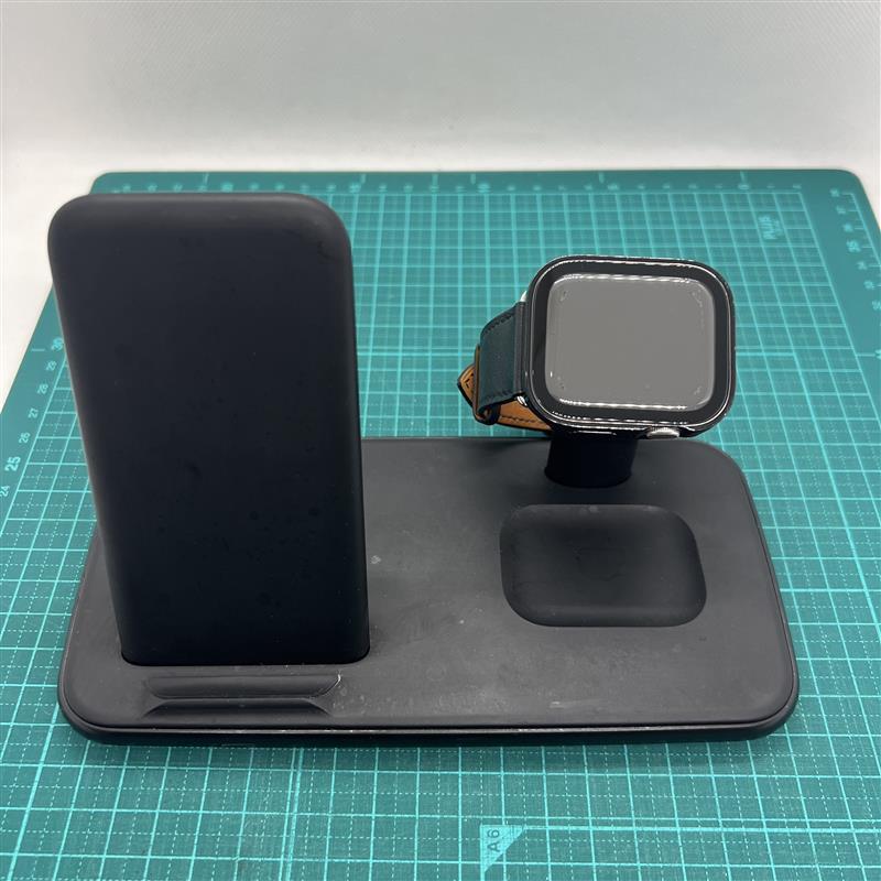 #10723　中古品　Apple Watch Herms Series 7 45mm　充電器付き