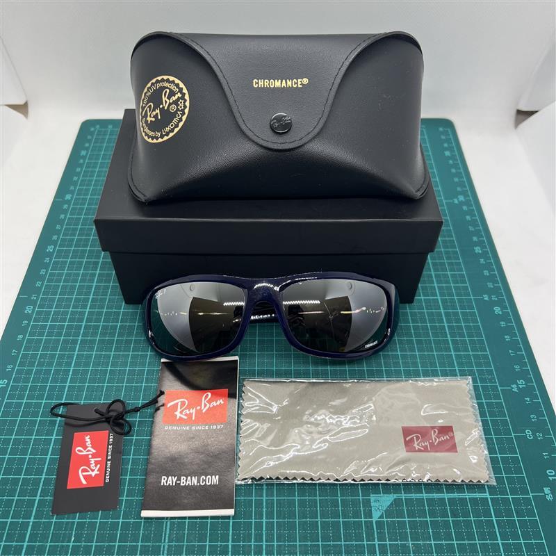 #10162　中古品　レイバン　サングラス　Ray・Ban　RB4283CH
