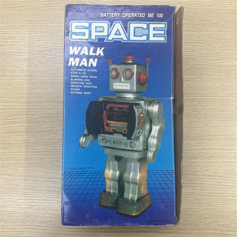 #11065　おもちゃ　SPACE　WALKMAN　スペースウォークマン　ブリキ　ロボット　ビンテージ 日本製