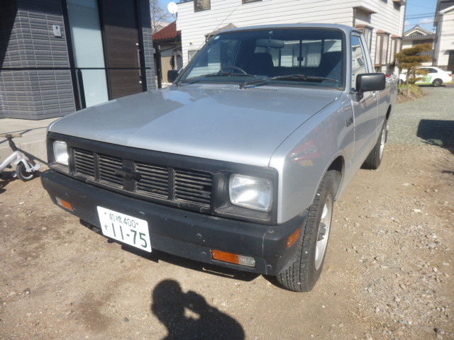 昭和のトラック　いすゞ　ファスターロデオ　4WDディーゼル　希少5速　/Chevrolet LUV
