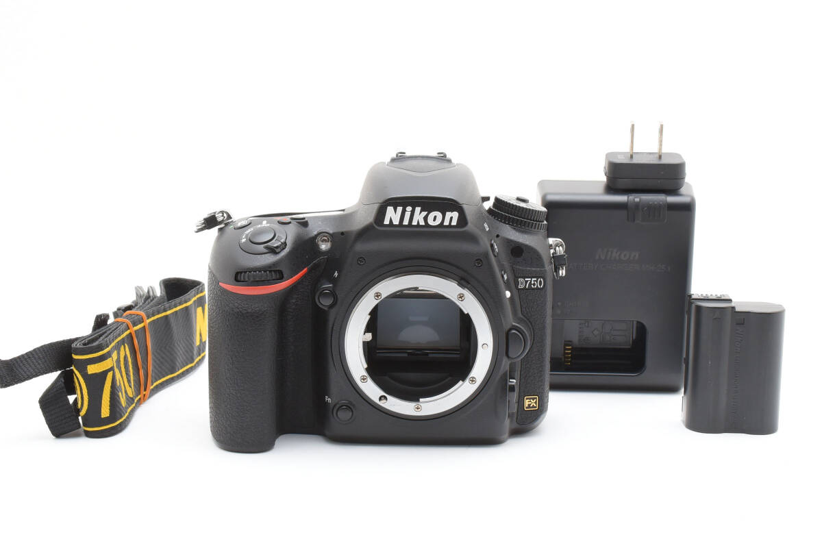 美品 ニコン Nikon D750 ボディ ショット数17,983枚 #21855