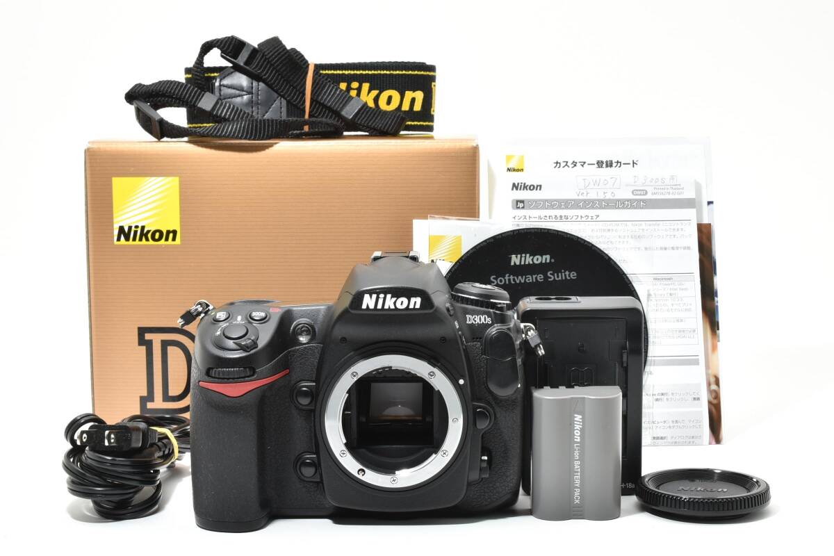 美品 ニコン Nikon D300s デジタル一眼レフカメラ ボディ 元箱 ショット数11,227枚 #21932