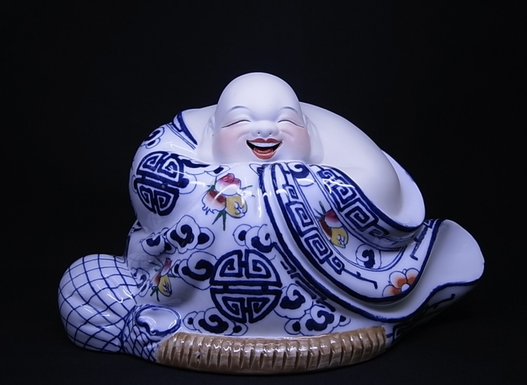 ★☆縁起物『 景徳鎮 笑福布袋 』 高さ15.5cm 弥勒佛坐像 染付 中国 古玩 美術 江西 景徳鎮 箱付き☆★