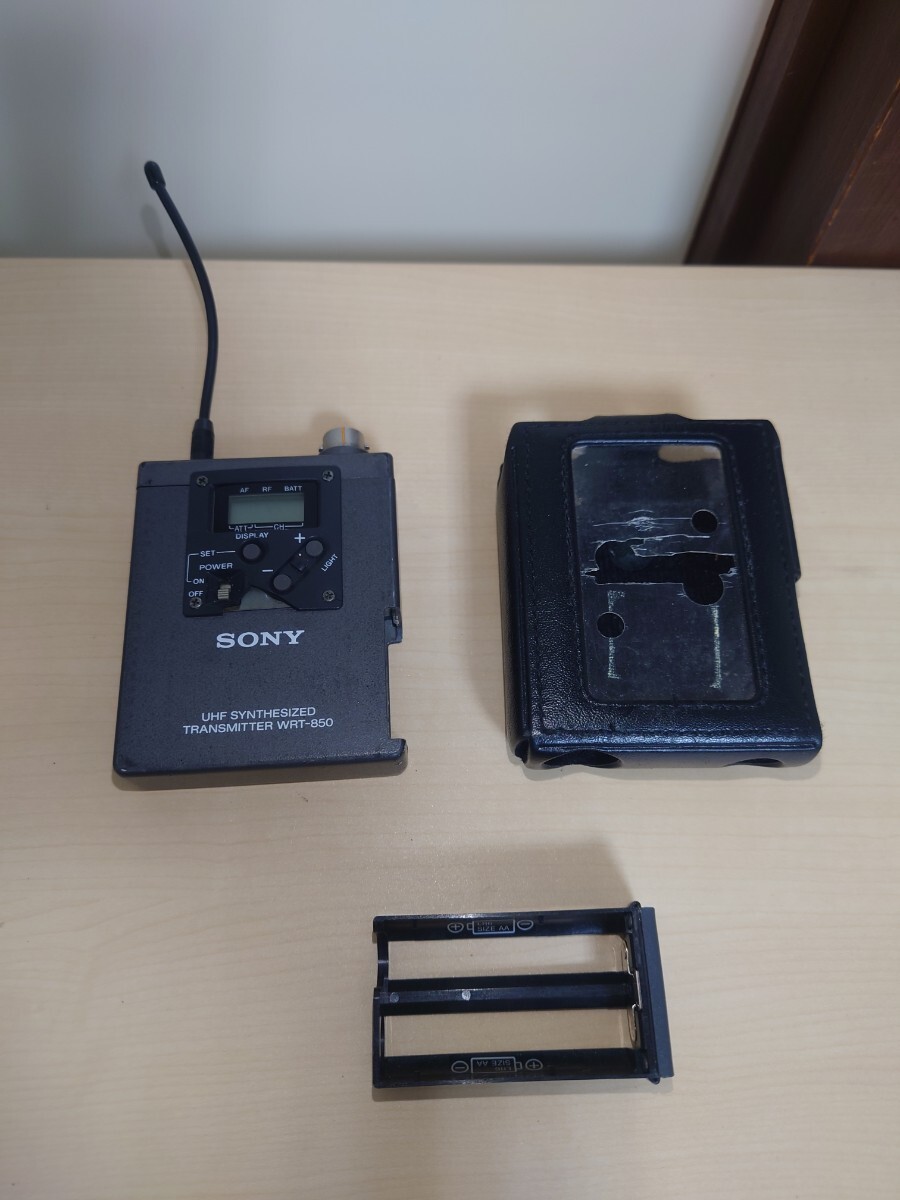 【動作良好】SONY WRT-850 UHFシンセサイザートランスミッター　　