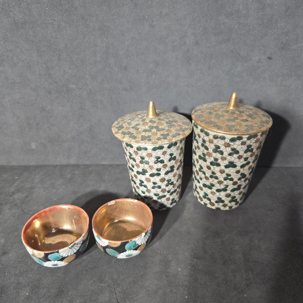 九谷焼 茶器 蓋付 湯呑み 酒器 九谷 金彩 レトロ