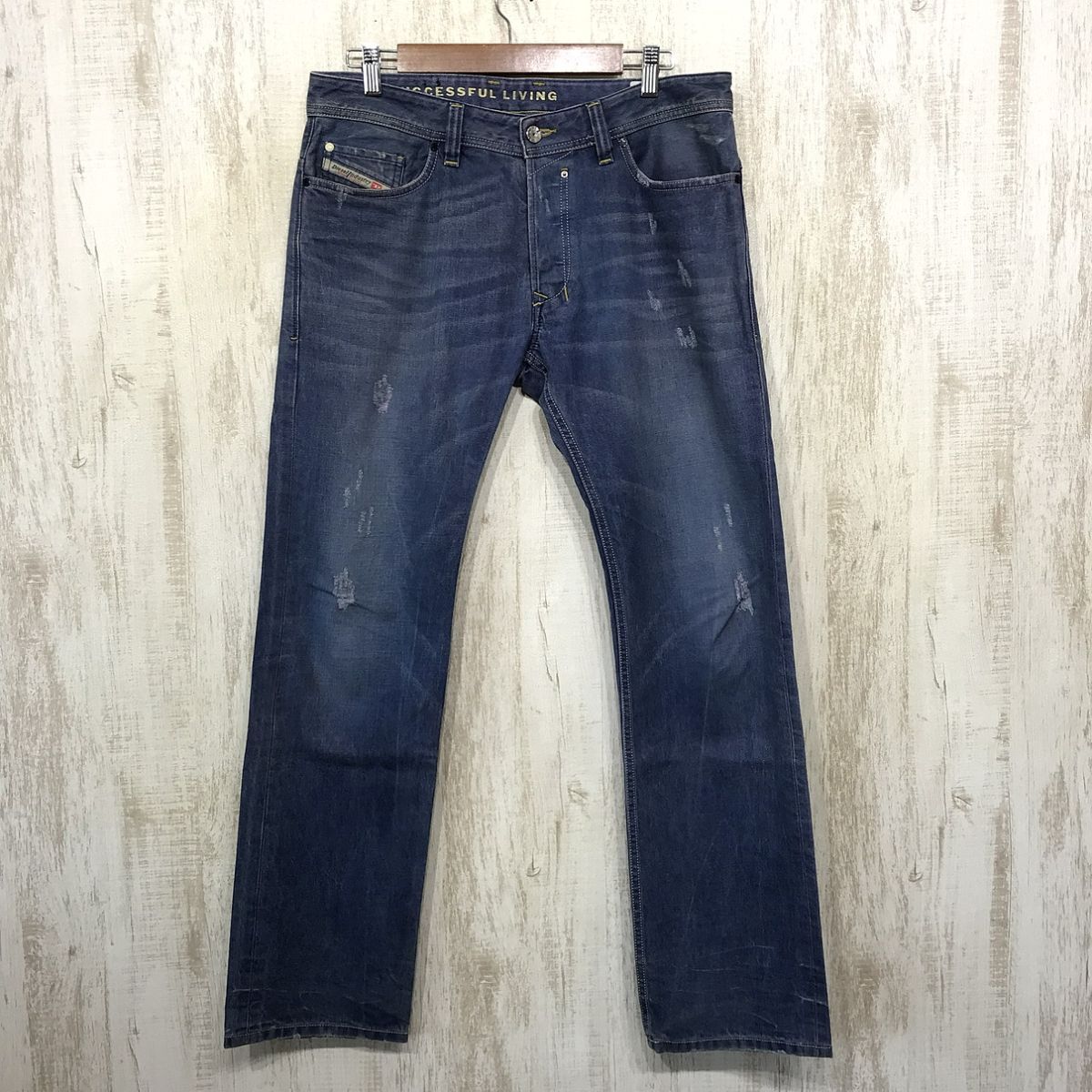 P556☆【イタリア製 デニムパンツ ジーンズ】DIESEL CO. ディーゼル 31