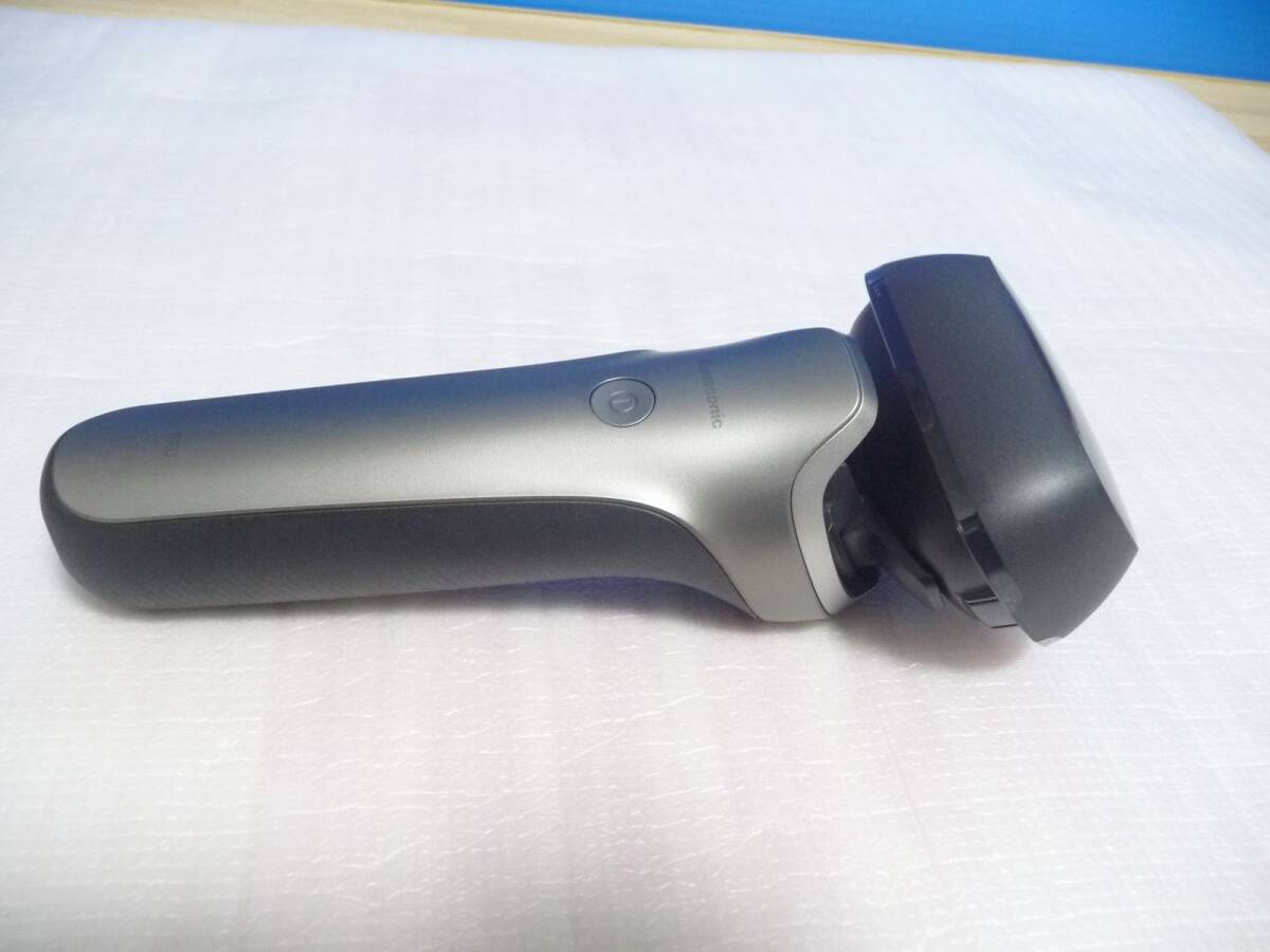 ◆未使用展示品 Panasonic メンズシェーバー LAMDASH（ラムダッシュ）PRO 5枚刃 ES-L550U-S [ラムダッシュAI＋/お風呂でも剃れる] 保証付