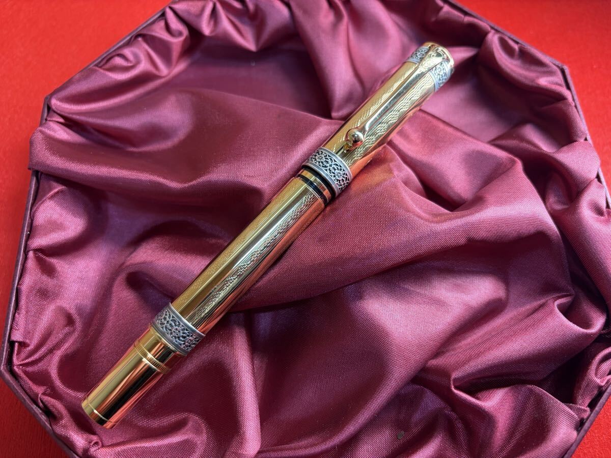 【J007】AURORA アウロラ 75周年記念 万年筆 M 18K 75th 1919本限定 ゴールド