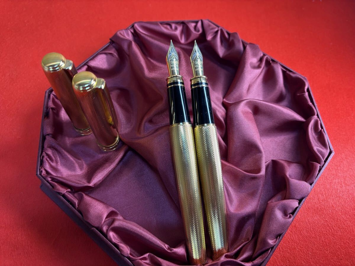 【J030】ディプロマット DIPLOMAT CLASSIC 18K 750 万年筆 ゴールド 2本セット