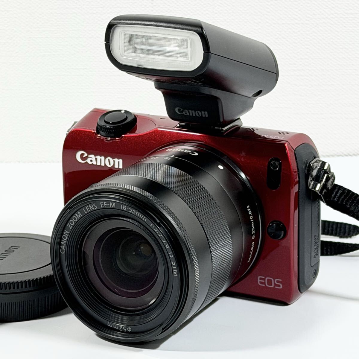 動作品 Canon EOS M ボディ レッド EF-M 18-55mm f3.5-5.6 IS STM レンズ EW-54 フード 90EX フラッシュ バッテリー SDカード付き