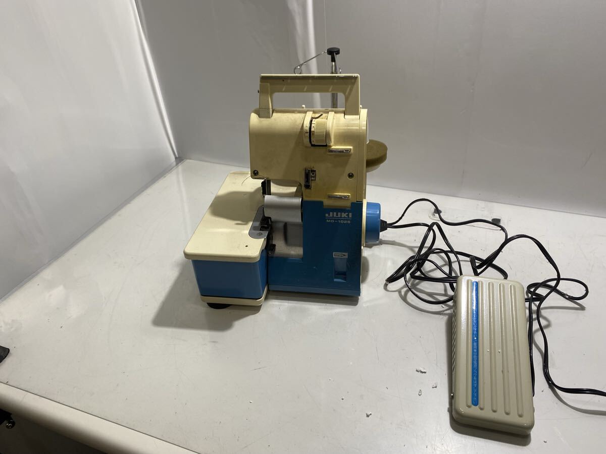 64944【自宅保管品】 JUKI ジューキ MO-102S ロックミシン ハンドメイド 手工芸 裁縫機 レトロ 中古