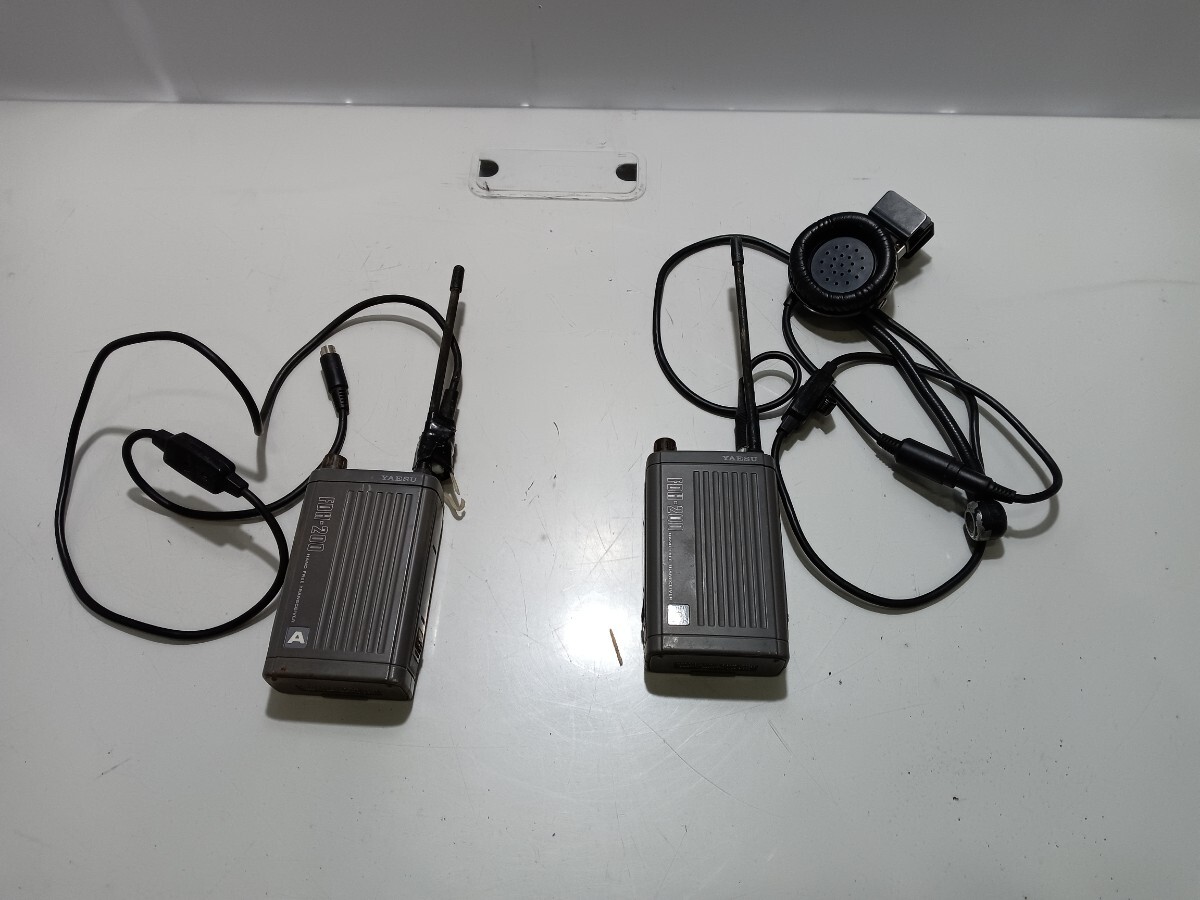 65516 ジャンク トランシーバー FDH-200A/FDH-200B 動作未確認品 中古〈自宅保管品〉