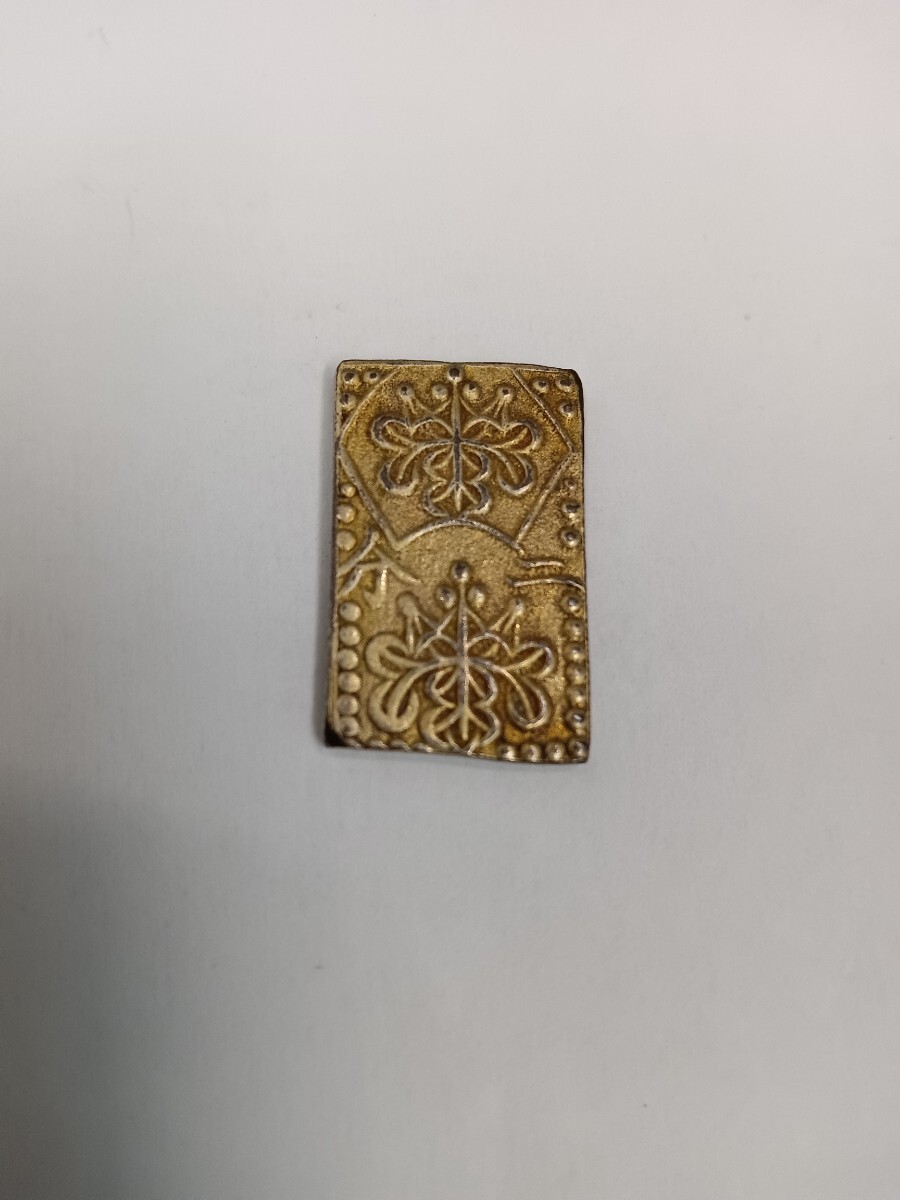 66167-4 明治二分板金 明治二分金 約3.2g 詳細不明品〈自宅保管品〉