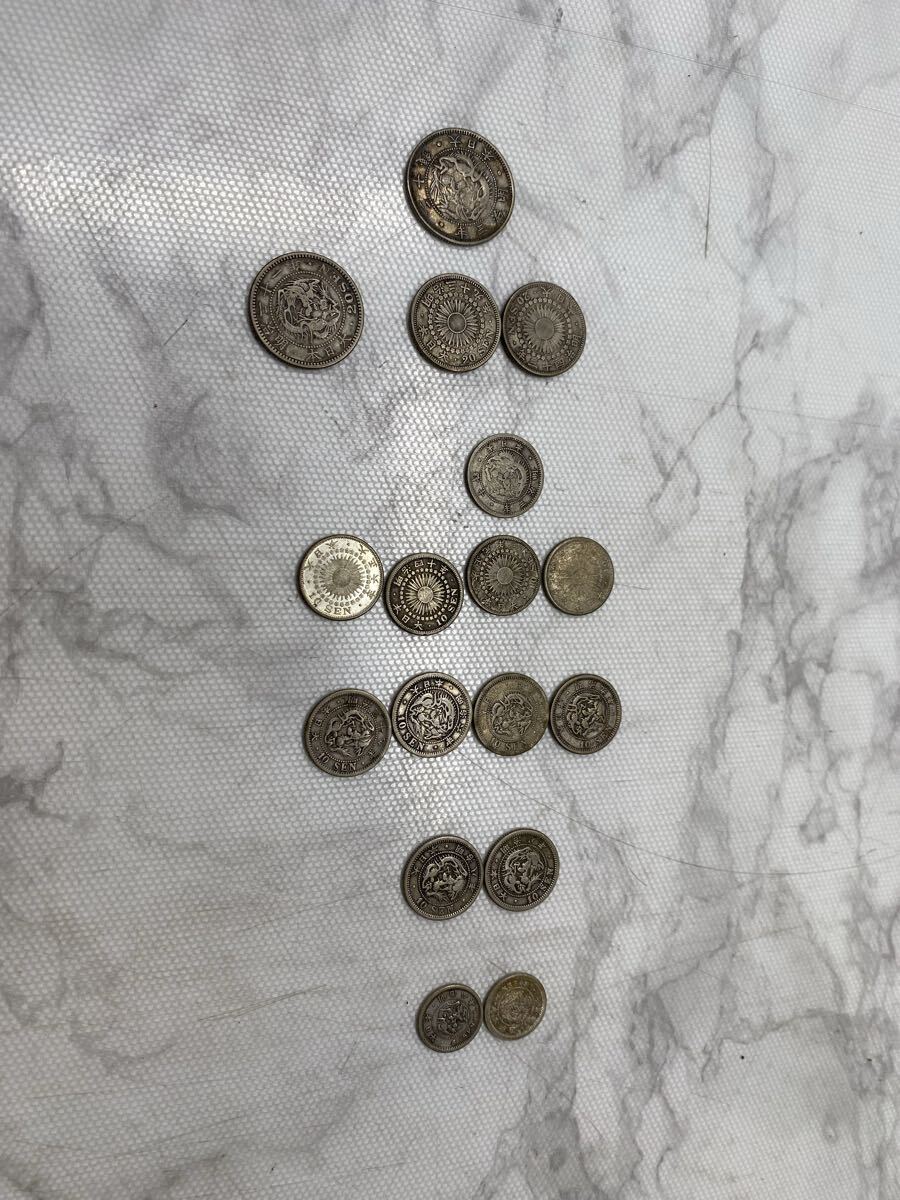 66170 日本古銭銀貨まとめ 二十銭 十銭 五銭 銀貨 旭日竜二十銭×1 旭日二十銭×2 竜二十銭×1 旭日竜十銭×1 旭日十銭×4 竜十銭×6 他