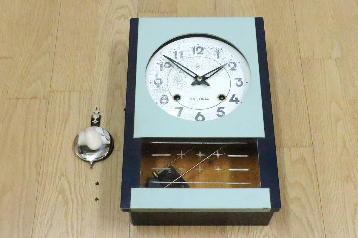 ANONIA（アンソニア）　掛け時計　横23㎝、縦35㎝、奥行き9㎝　部品　ジャンク品　【商品説明必読】⑧