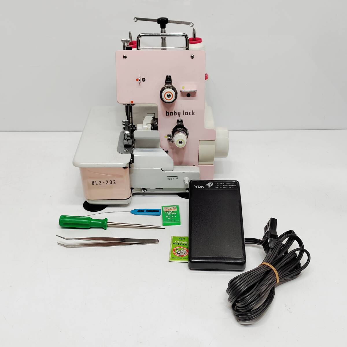 ●ジューキ BL2-202 ロックミシン JUKI ピンク ベビーロック 手工芸 ハンドクラフト baby lock コントローラー付き L1798