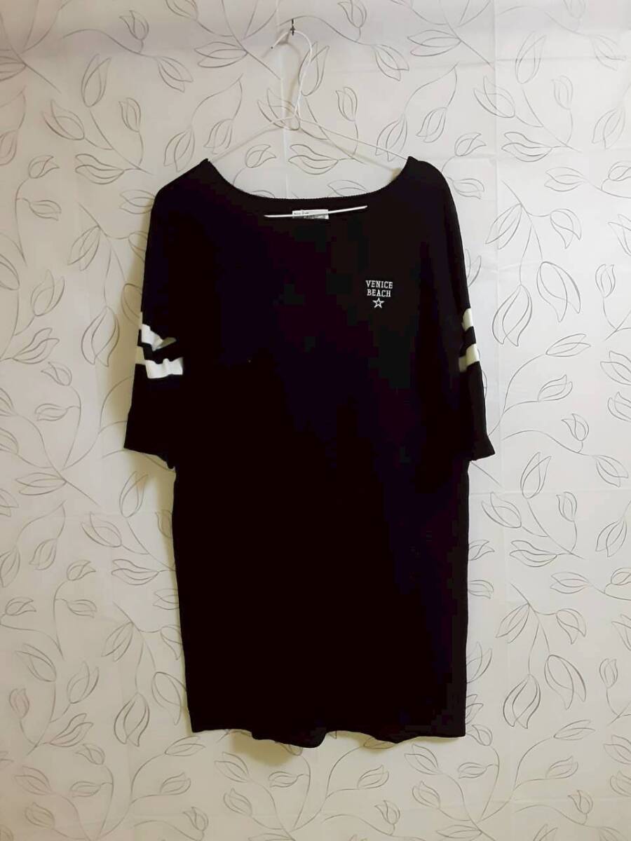 新品 トップス サイズS 28