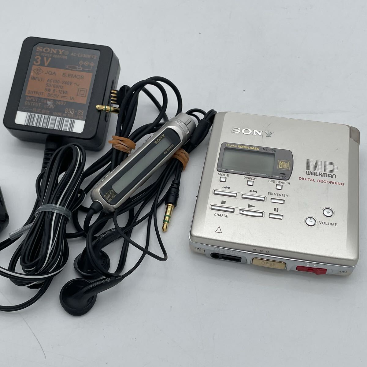SONY ソニー WALKMAN MD MDウォークマン MDプレーヤー ウォークマン MZ-R55 ミニディスク ポータブル MDレコーダー シルバー ②