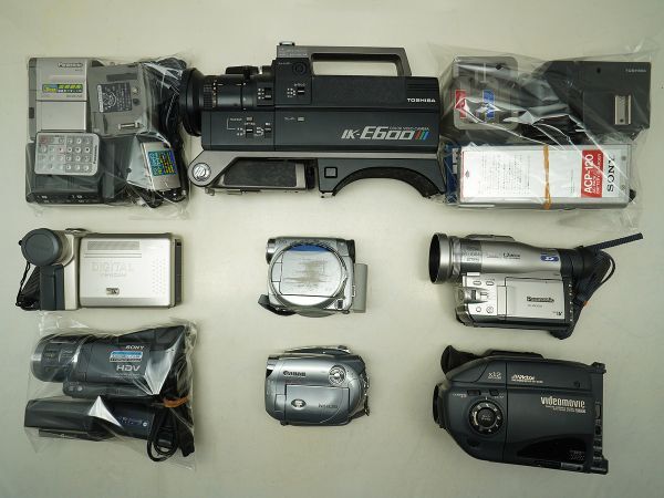 ★ビデオカメラなど★SONY/Panasonic/Victor/Canon/TOSHIBA/SHARP/ 等 計:8点まとめ【ジャンク品】32397