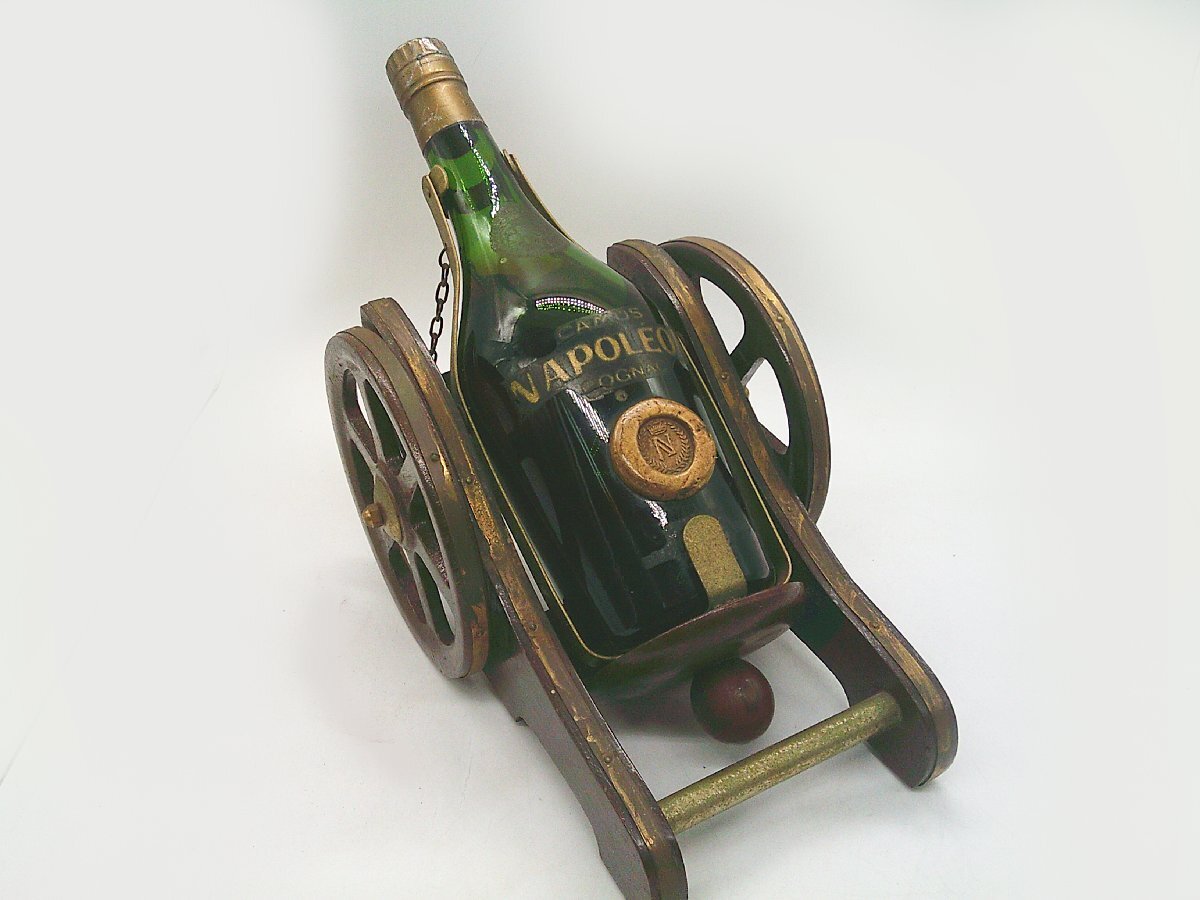 ■【未開封】CAMUS カミュ ナポレオン 砲台 大砲 台座付き コニャック ブランデー 洋酒 700ml 40度■/A