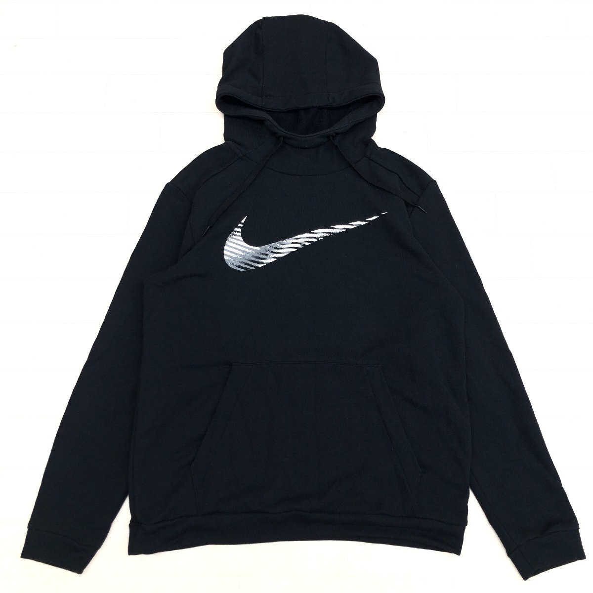 ●NIKE ナイキ DRI-FIT デカロゴプリント スウェット パーカー M 黒 ブラック フーディ トレーナー スポーツMIX トレーニング メンズ 紳士