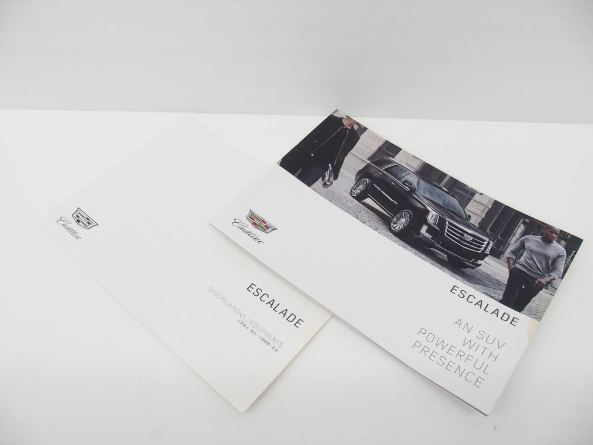 3957 自動車祭 Cadillac Escalade キャデラック エスカレード 2015 カーカタログ 保管品 汚れ、反り有
