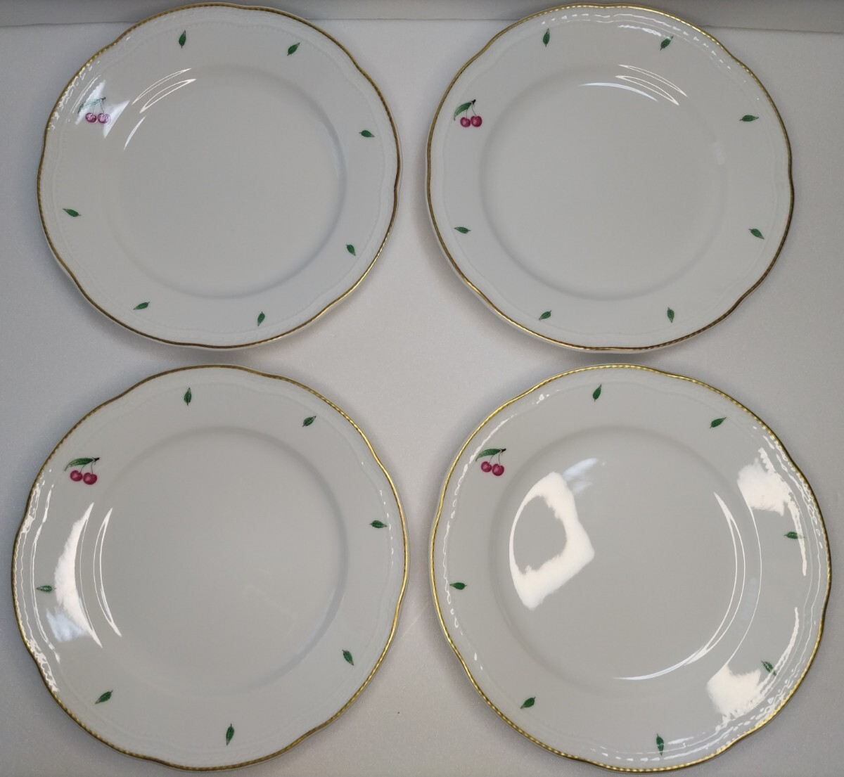 Richard Ginori リチャードジノリ ボンジョルノチェリー Buon Giorno Cherry 20cmプレート ４枚セット/中古美品/ムラッティシェイプ/