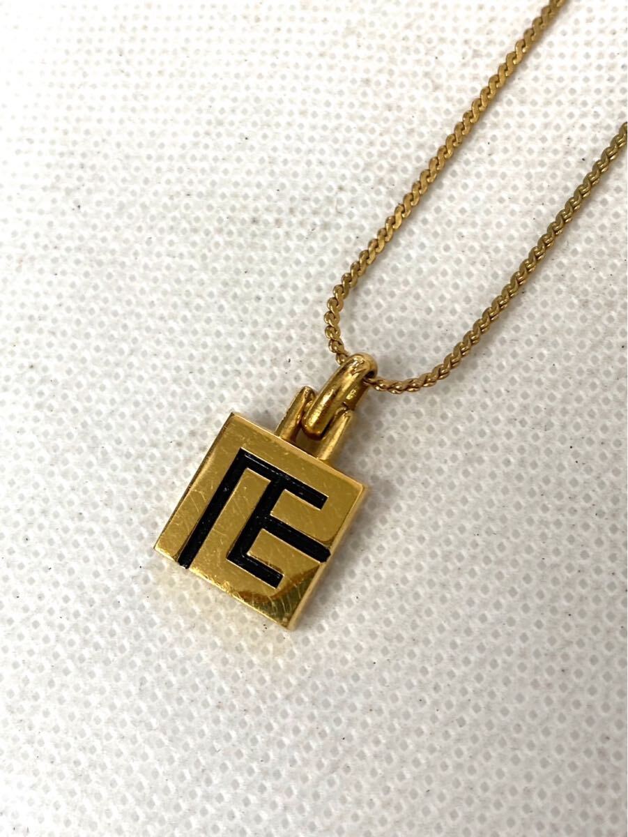 BALMAIN バルマン ネックレス ゴールド ロゴ ペンダント レディース アクセサリー im031907