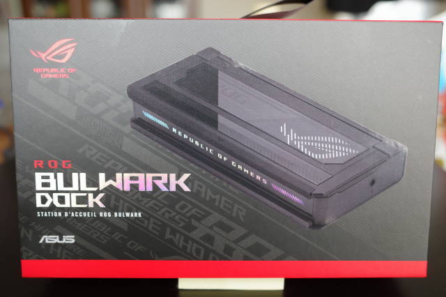 ROG BULWARK DOCK ASUS ROG Ally用の専用ドック　（美品、ほとんど未使用）
