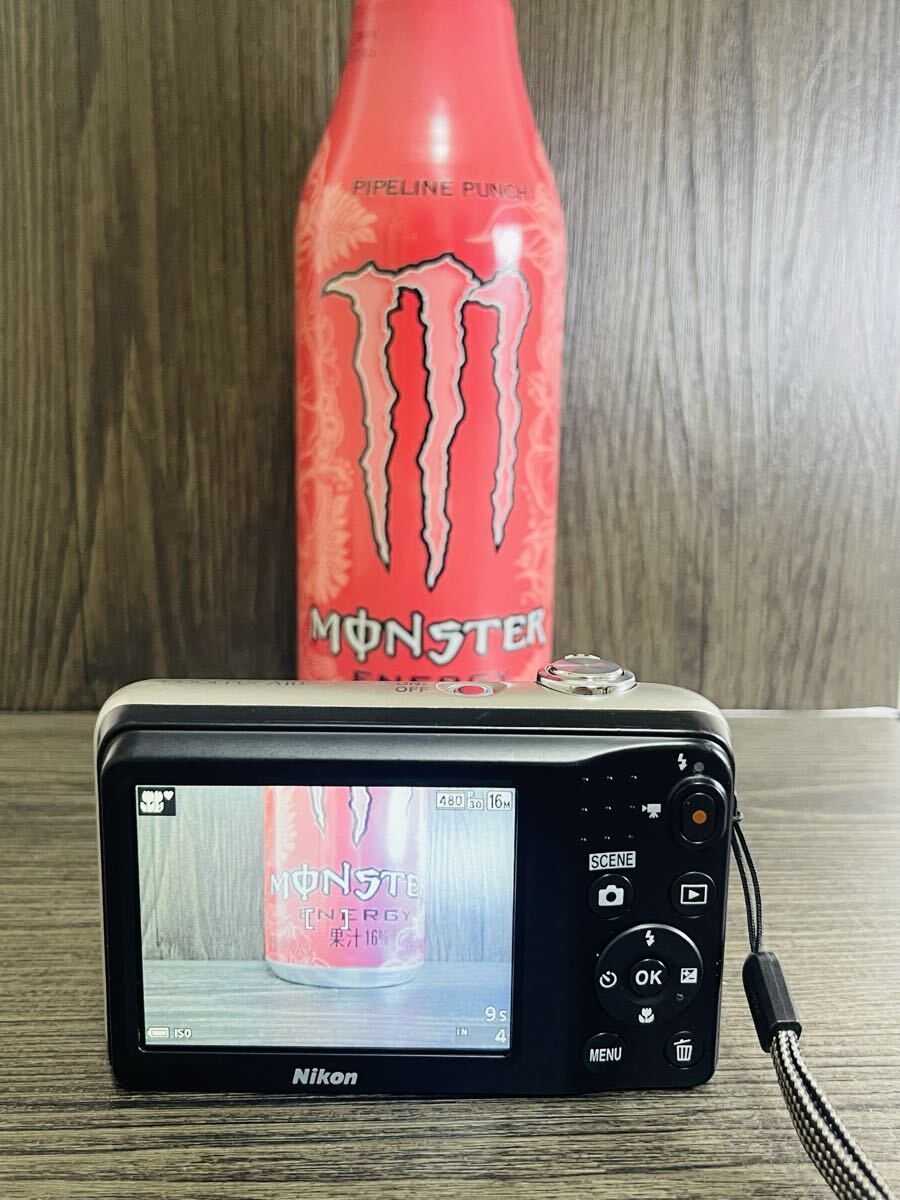 No.08 Nikon COOLPIX A10 シルバー コンパクトデジタルカメラ 16.1MP 5倍ズーム 動作確認済み 中古