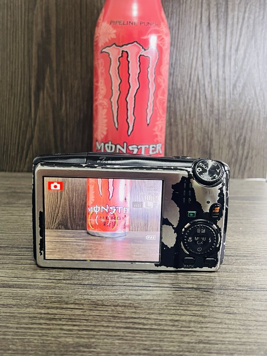 No.09 FUJIFILM FinePix F1000EXR ゴールド コンパクトデジタルカメラ 16MP 20倍ズーム 動作確認済み 中古