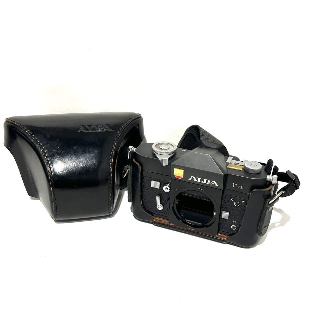 ★sk-163 ALPA アルパ 11si フィルムカメラ ブラック ボディ シリアル 60132 ペナントあり シボなし 現状品 T690-2