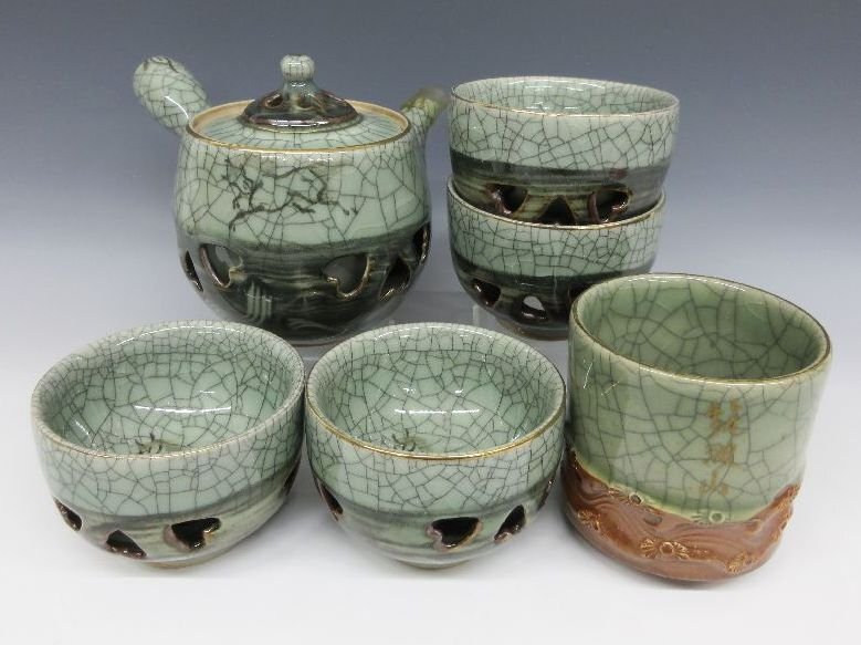 [ZEROnet] 相馬焼 急須 湯呑 茶器 走り馬 金彩 陶器 二重焼き 透かし彫り まとめて 6点セット 陶器 伝統工芸 美品 ％H83-28