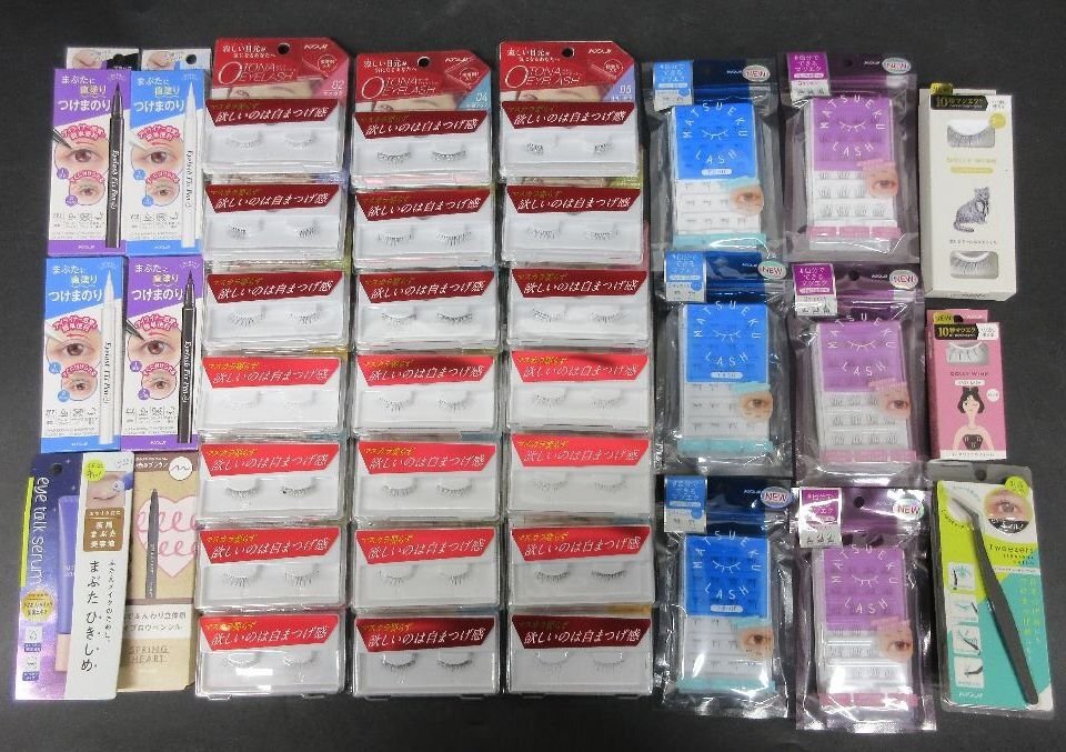 [ZEROnet] 未使用保管品 つけまつげ つけまのり アイライナー マスカラ アイメイク用品 大量 プチプラ コスメ 日用品 まとめて ％H83-43