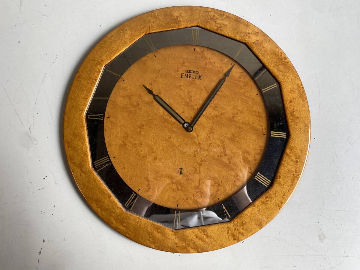 Mt233◆SEIKO セイコー◆掛け時計 HS301Y 薄型 EMBLEM エンブレム 木目調 壁掛け時計 クォーツ アナログ インテリア 日本製 