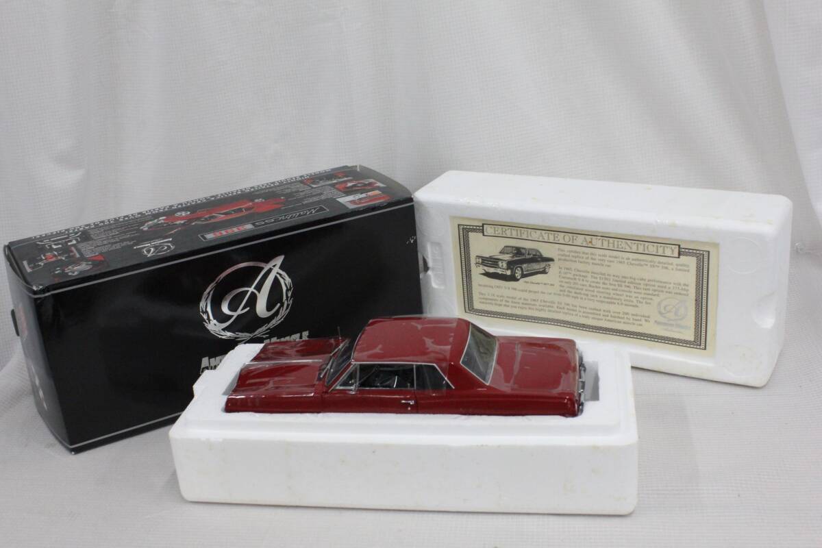 【未使用】 American Muscle Authentics 1965 Chevelle SS 396 1:18 フィギュア F425