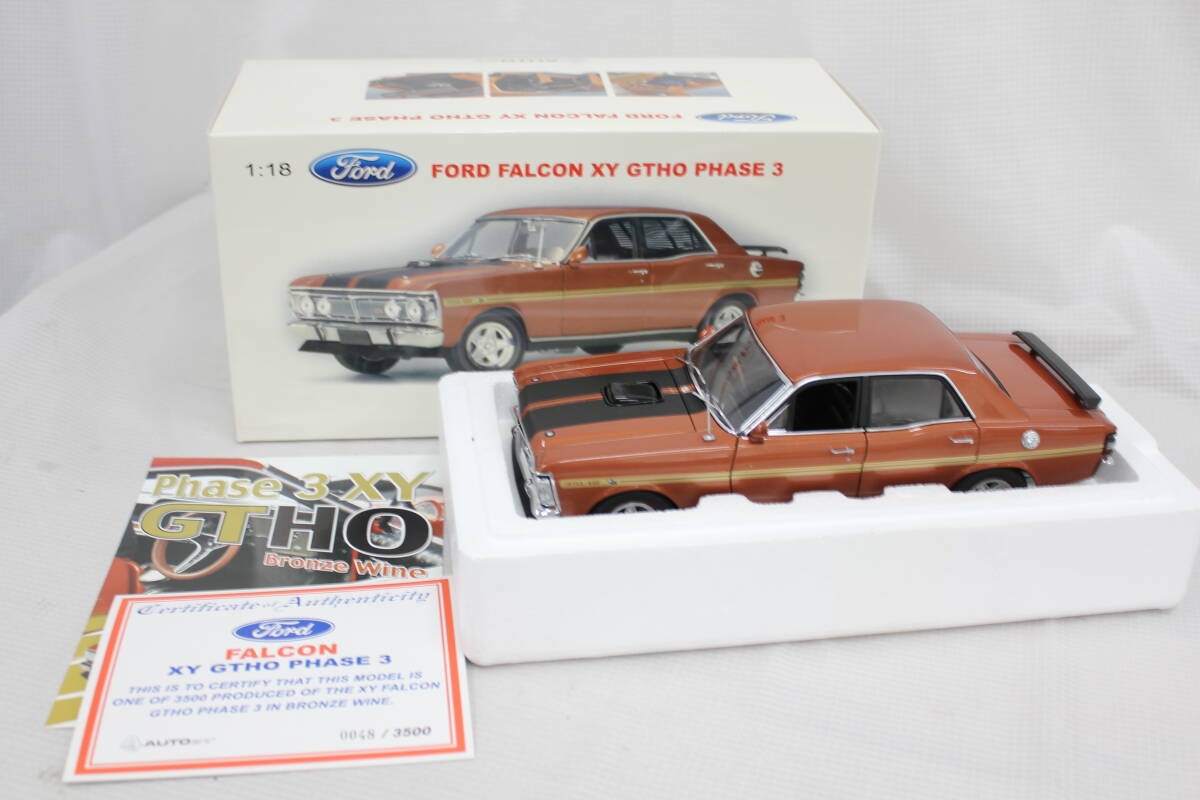【未使用】 Autoart Ford Falcon XY GTHO Phase3 1:18 フィギュア F465