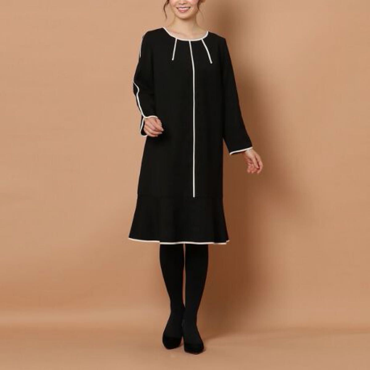新品タグ付　#ローズティアラ　パイピングワンピース　ブラック#46号 #大きいサイズ
