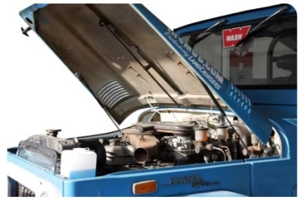 【送料無料】トヨタランドクルーザー FJ40　ボンネットダンパー カーボンパターン ボンネットフードストラットダンパー ランクル40