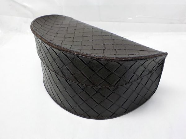 ボッテガヴェネタ BOTTEGA VENETA イントレチャート サングラスケース